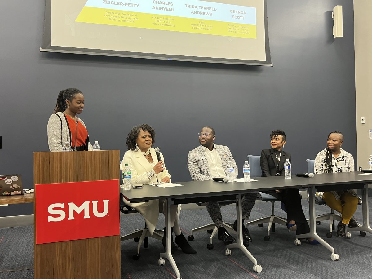 Pamela Zeigler-Petty speaking among the panelists at Fade to Black: Transitioning from Student to Professional on Feb. 1.